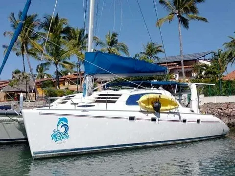 Catamaran 47 — catamaran available for private charter