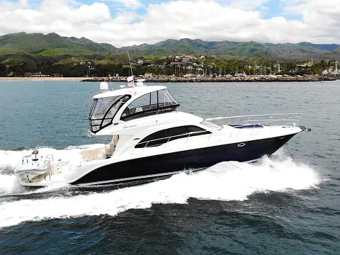 Sea Ray 52 — flybridge motor yacht available for private charter
