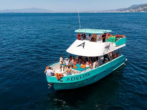 42 ft Yacht — group cruiser available for private charter